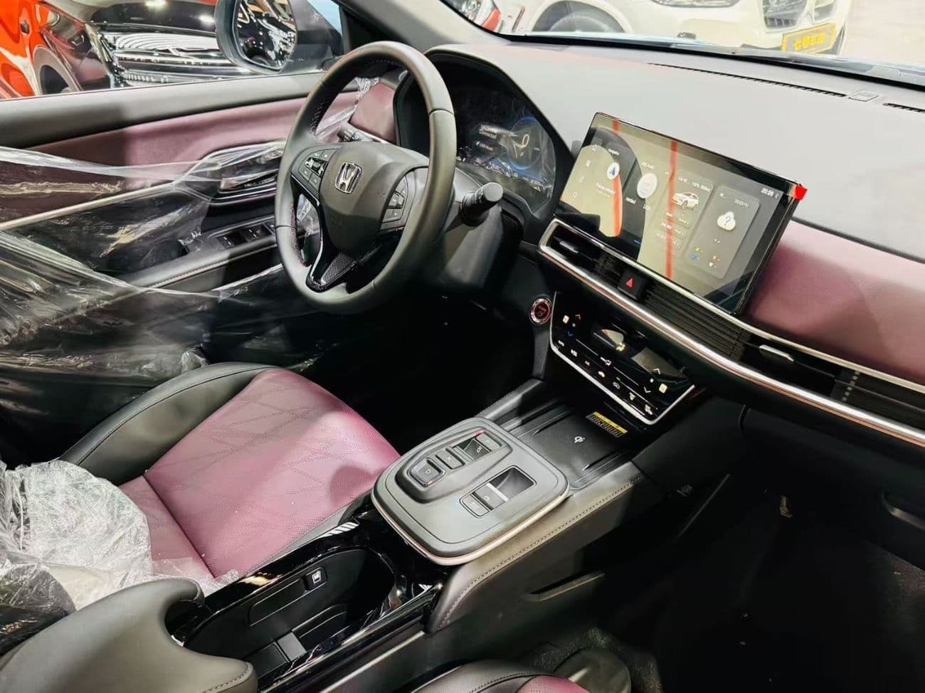 2025 Honda MNV thumbnail 8