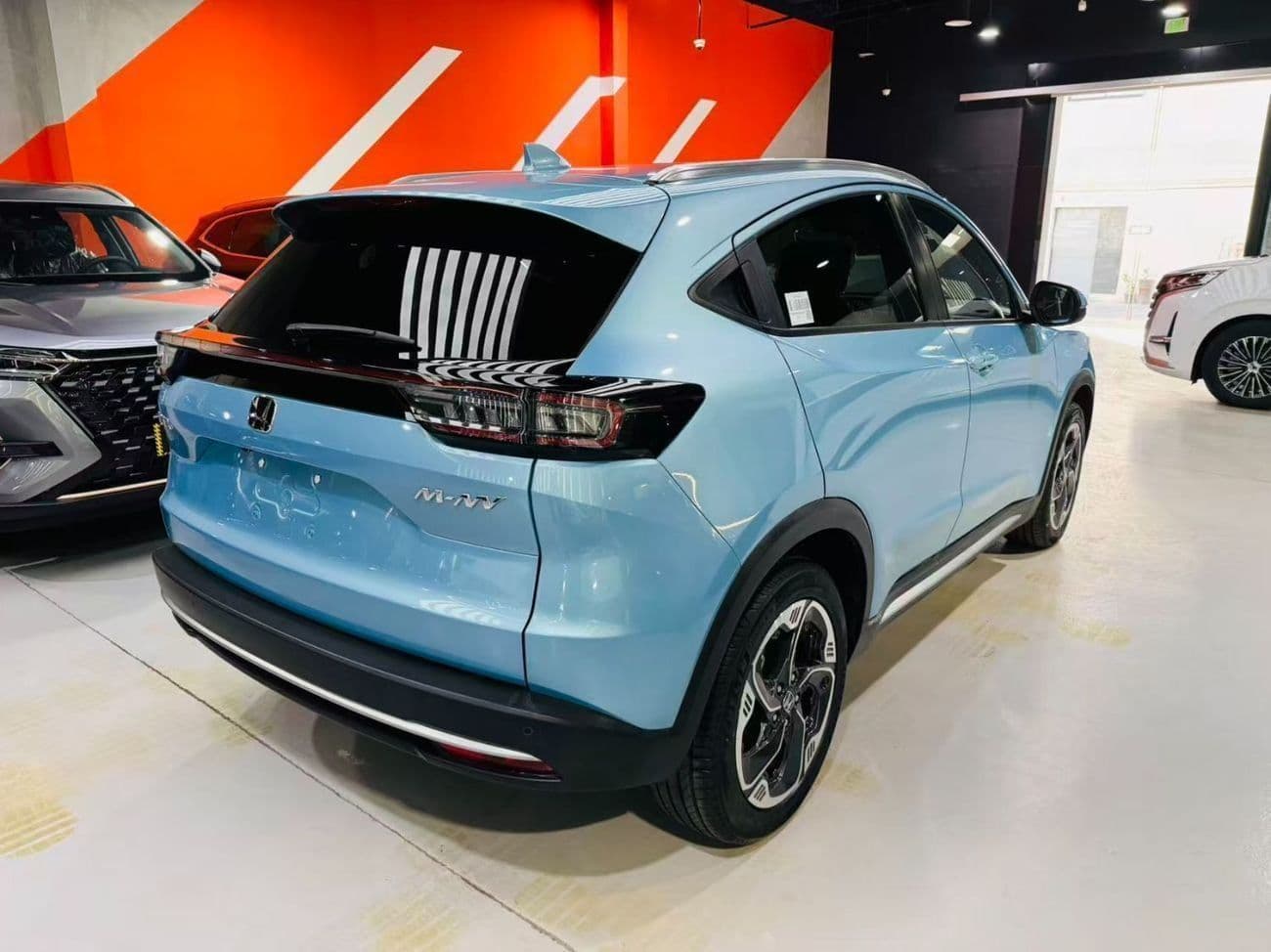 2025 Honda MNV thumbnail 6