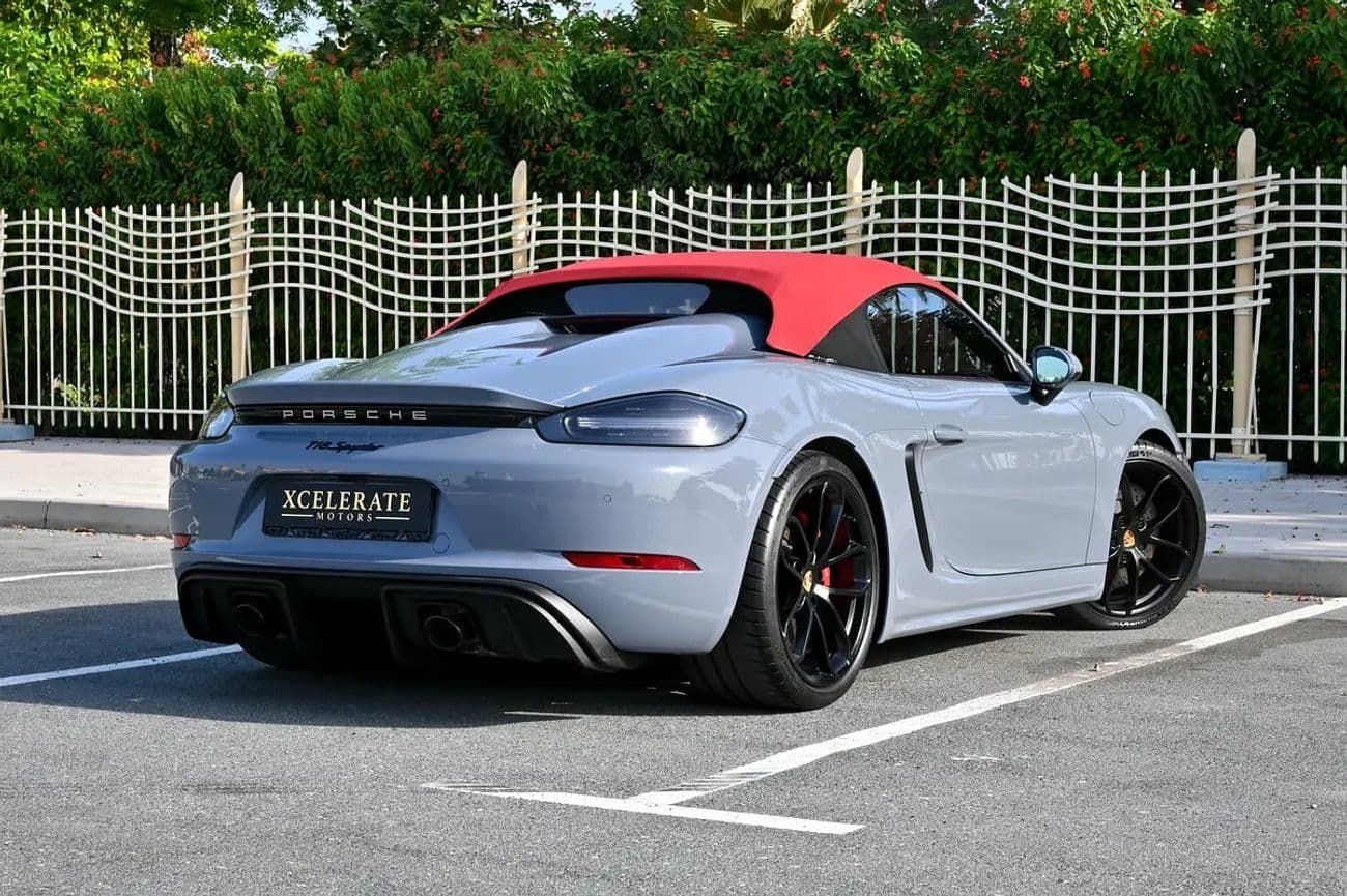 2023 Porsche 718 Spyder thumbnail 6