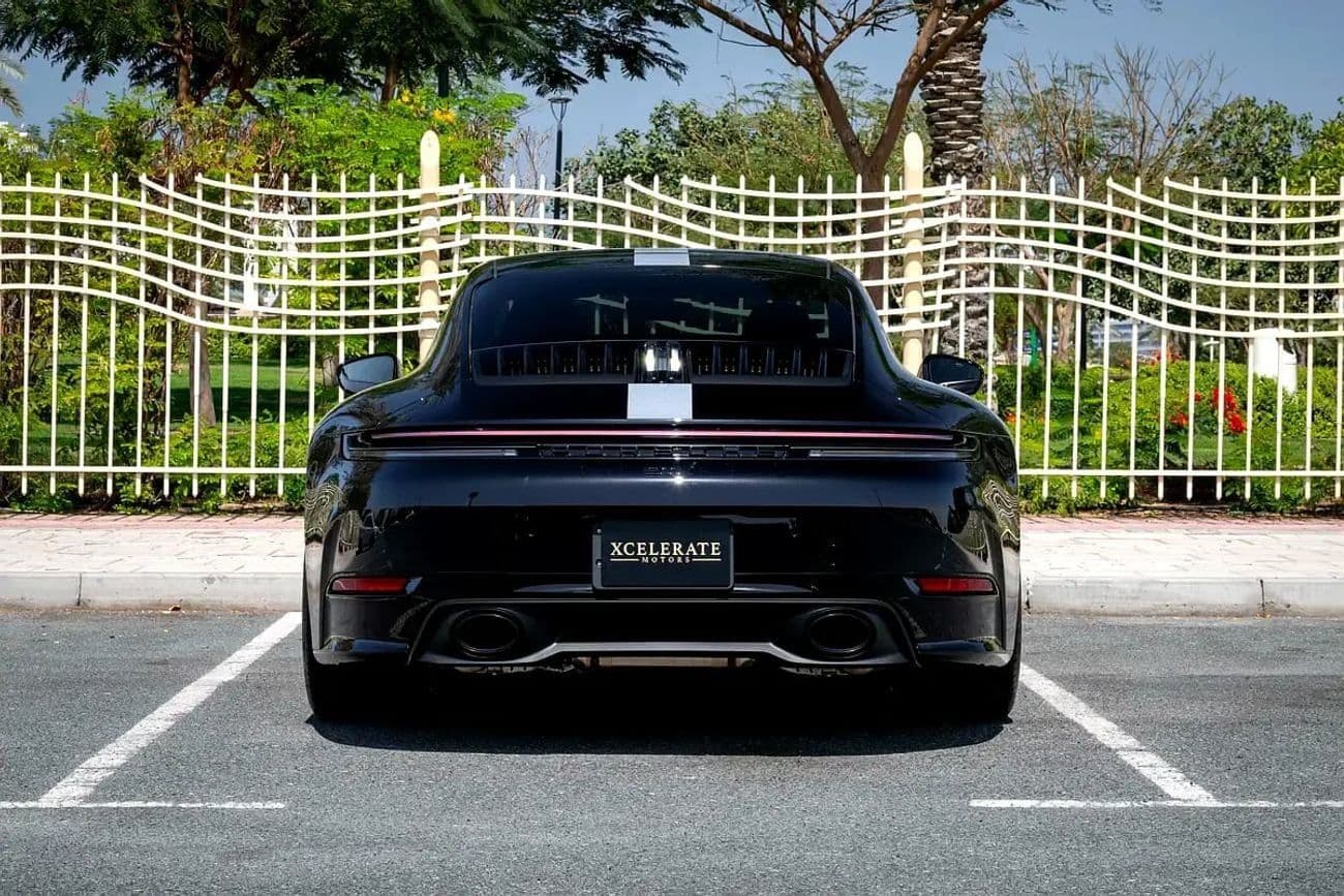 2025 Porsche 911 CARRERA thumbnail 7