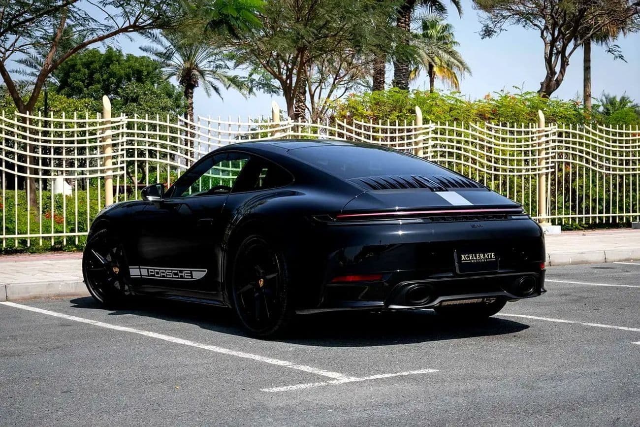 2025 Porsche 911 CARRERA thumbnail 8