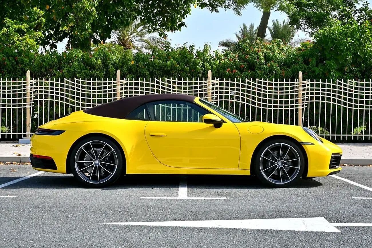 2024 Porsche 911 CARRERA thumbnail 5