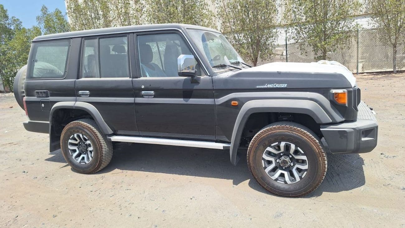 2026 Toyota Land Cruiser 70 LC76 LX