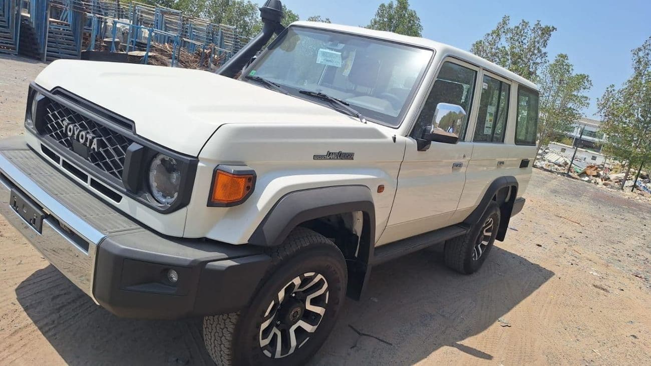 2026 Toyota Land Cruiser 70 LC76 LX