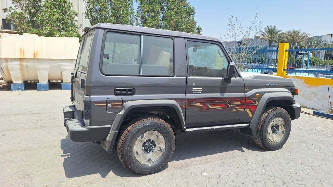 2026 Toyota Land Cruiser 70 LC 78 HARDTOP 4.0L MT thumbnail 5