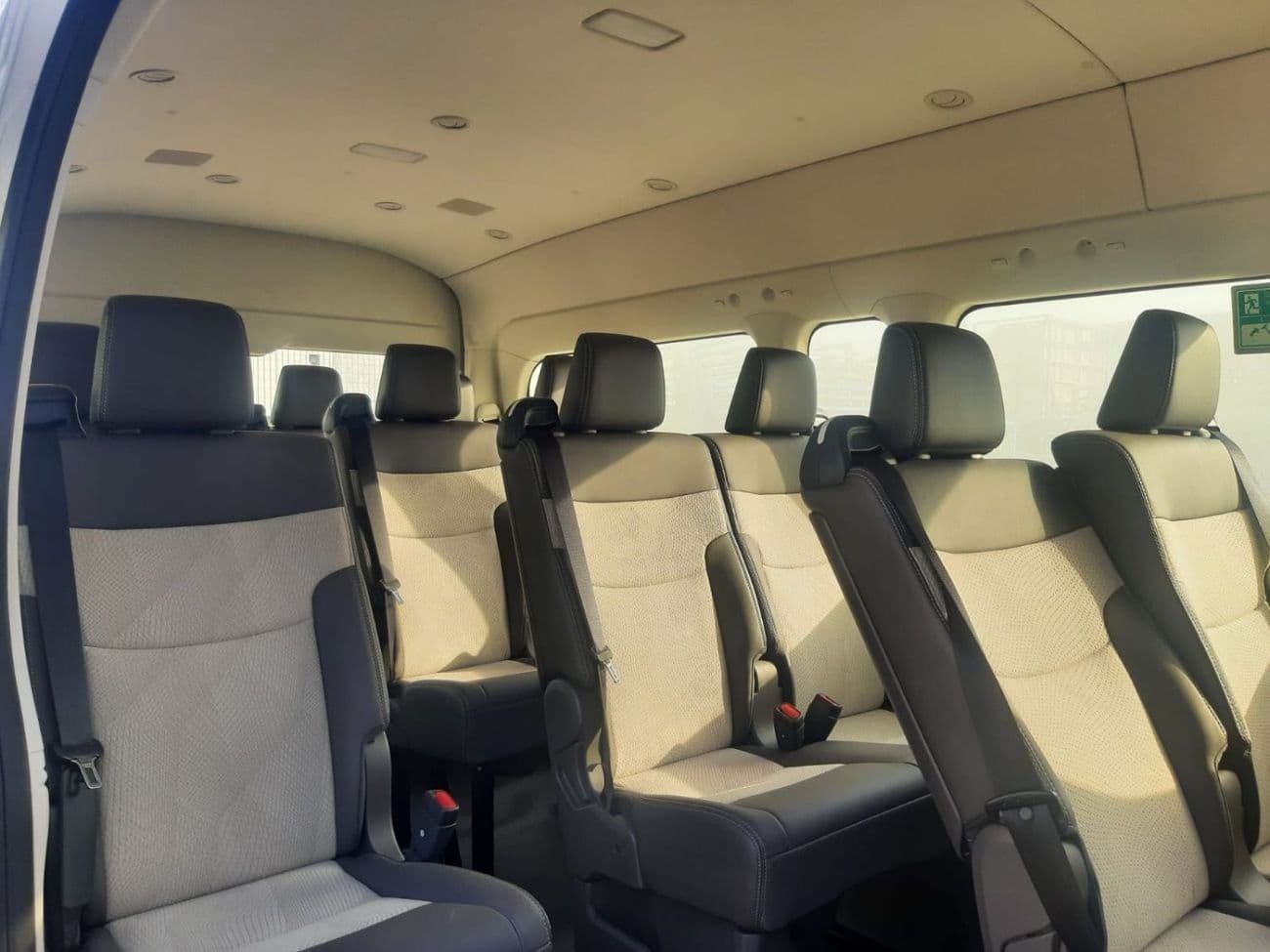 2026 Toyota Hiace GL thumbnail 8