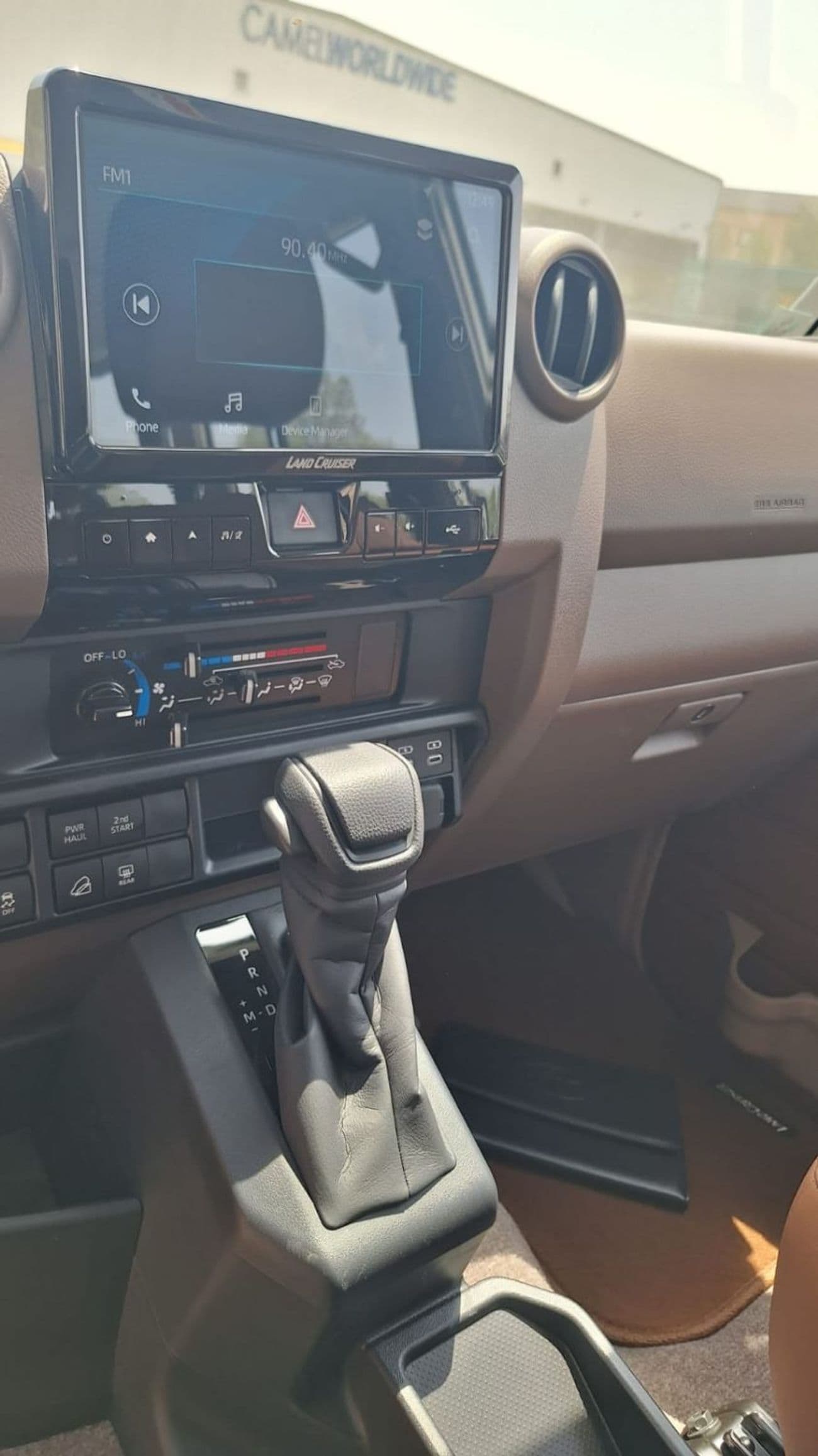2026 Toyota Land Cruiser 70 LC76 LX thumbnail 5