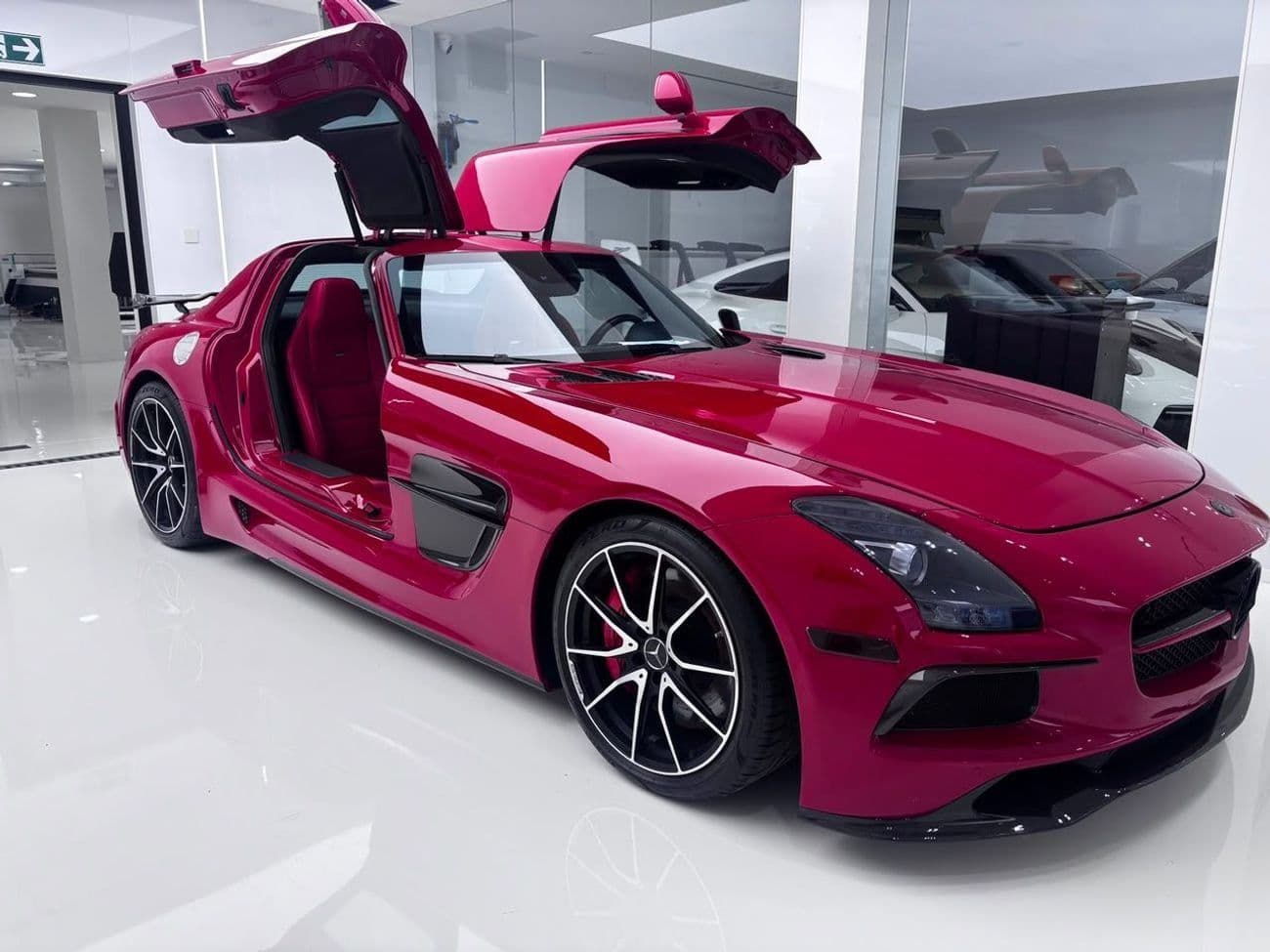 2012 Mercedes Benz SLS AMG STANDARD thumbnail 8