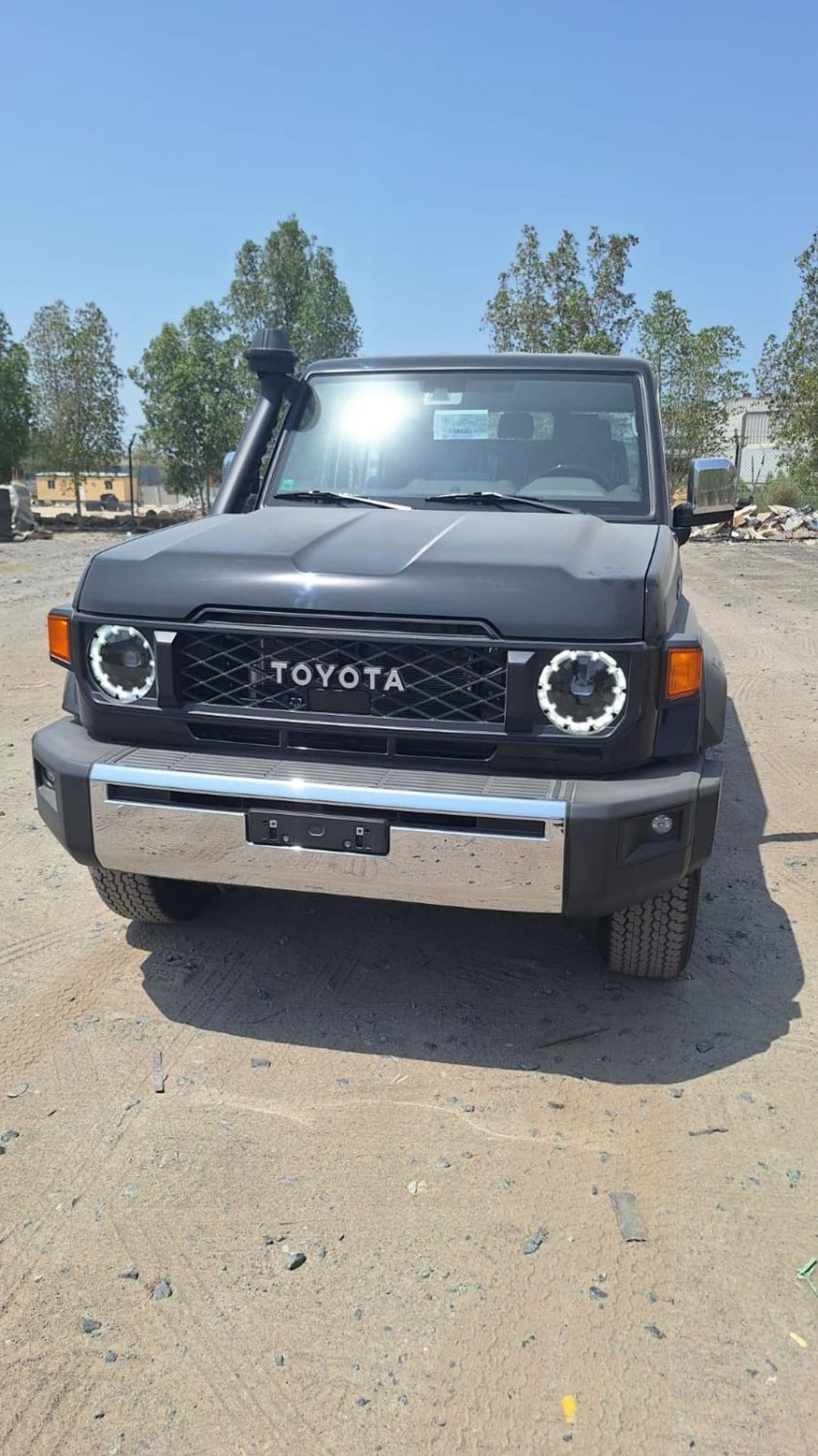 2026 Toyota Land Cruiser 70 LC76 LX thumbnail 2