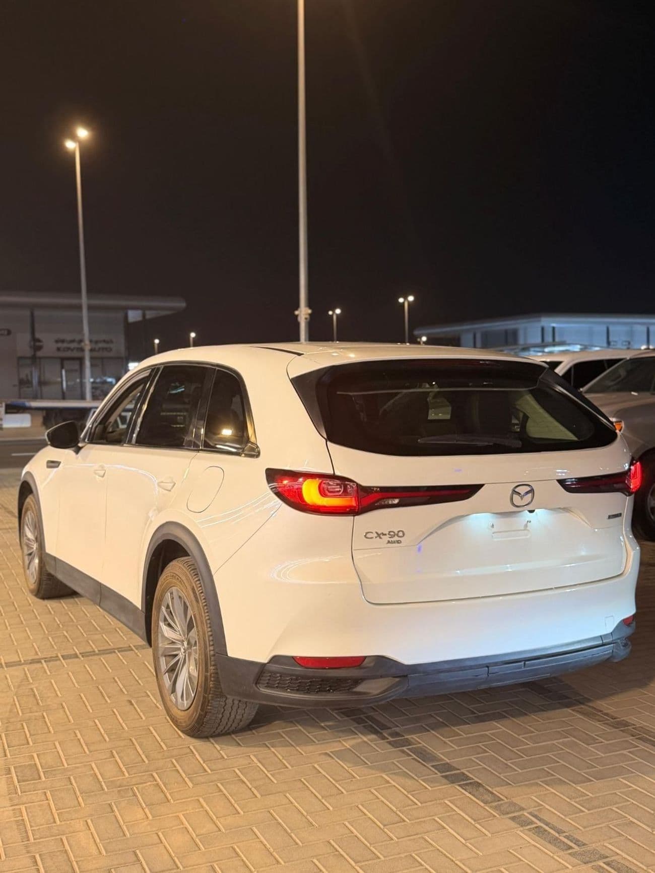 2024 Mazda CX 90 STANDARD thumbnail 4