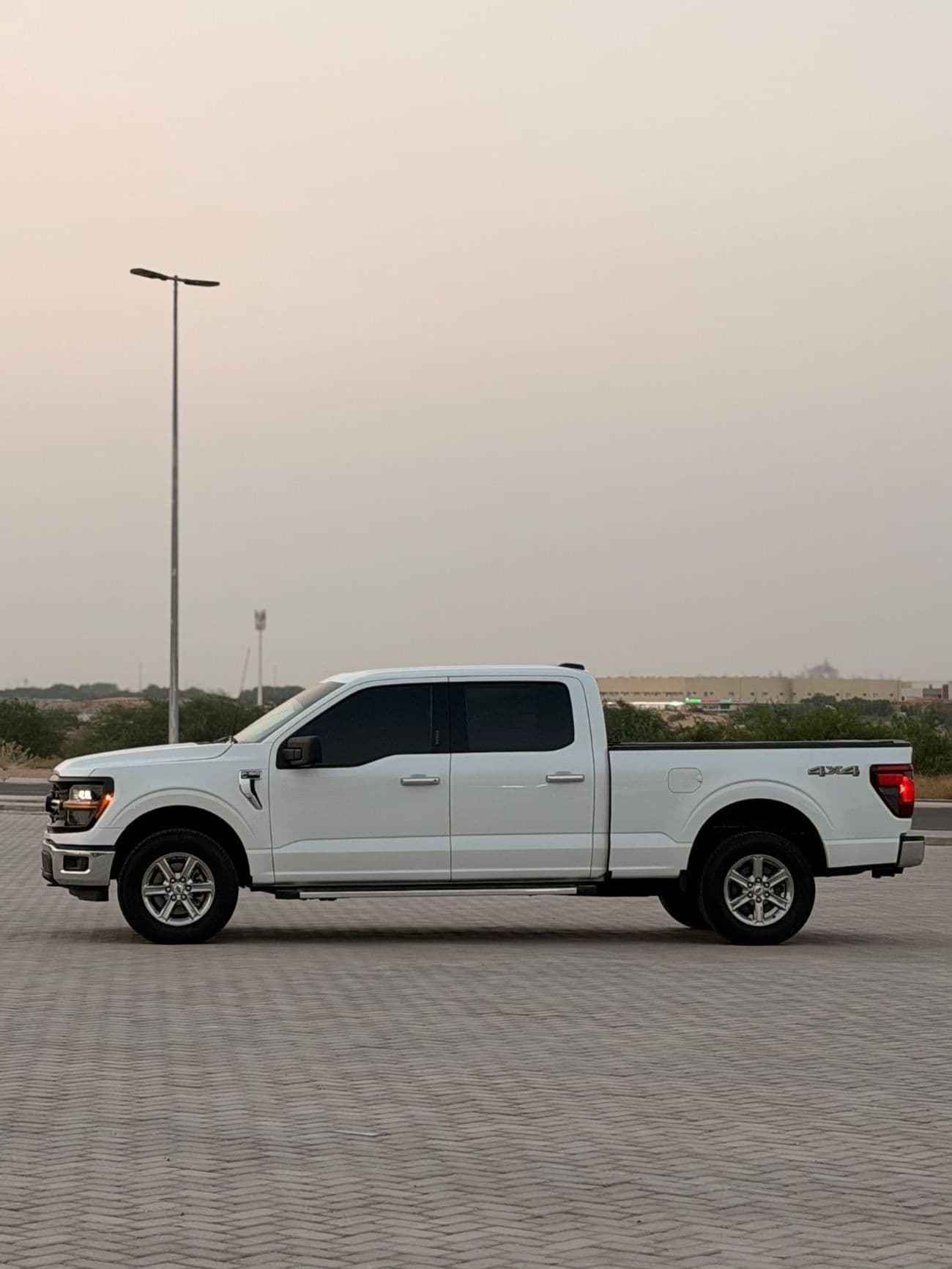 2024 Ford F 150 XLT thumbnail 4