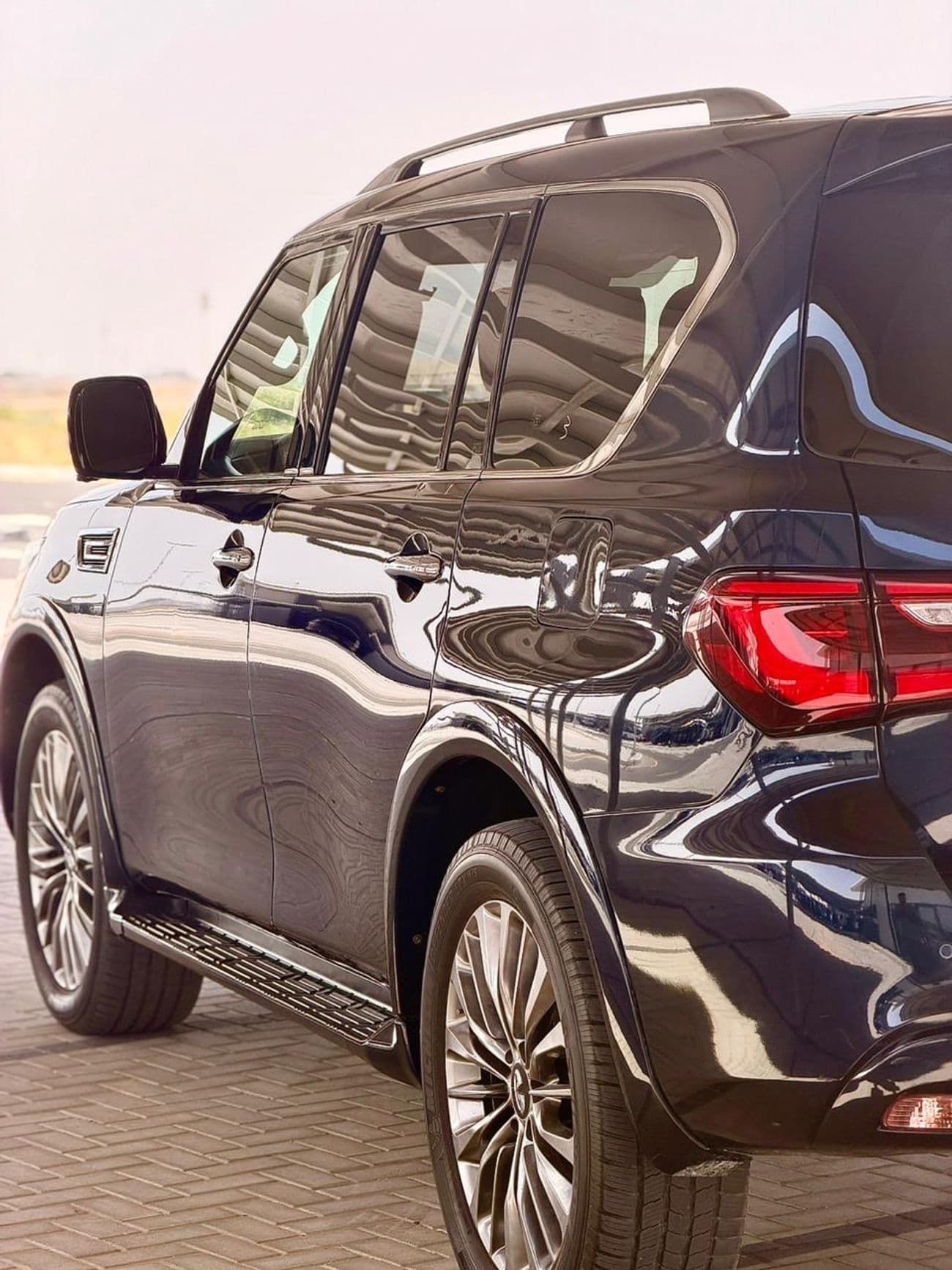 2024 Infiniti QX80 LUXE SENSORY thumbnail 6