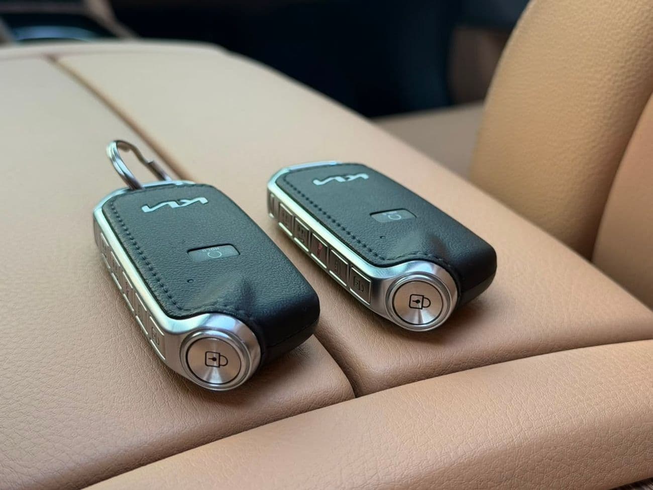 2022 Kia K900 thumbnail 5