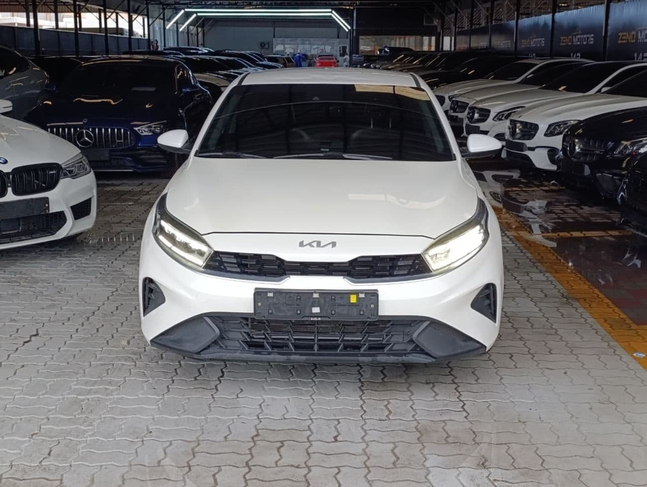 2024 Kia K3 LX thumbnail 3