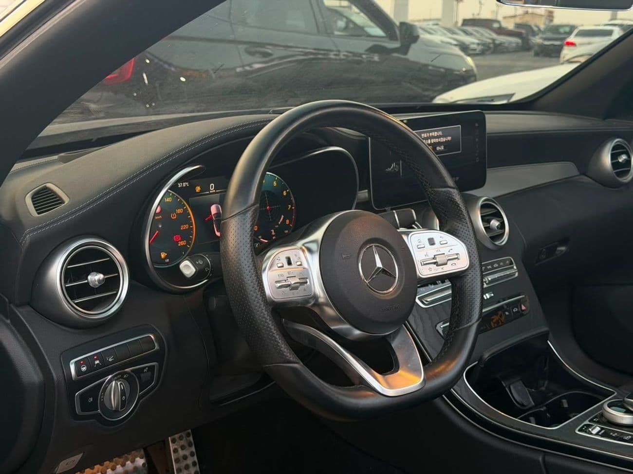 2022 Mercedes Benz C200 AMG thumbnail 3