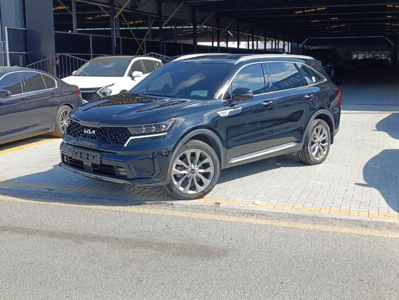 2023 Kia Sorento EX thumbnail 2