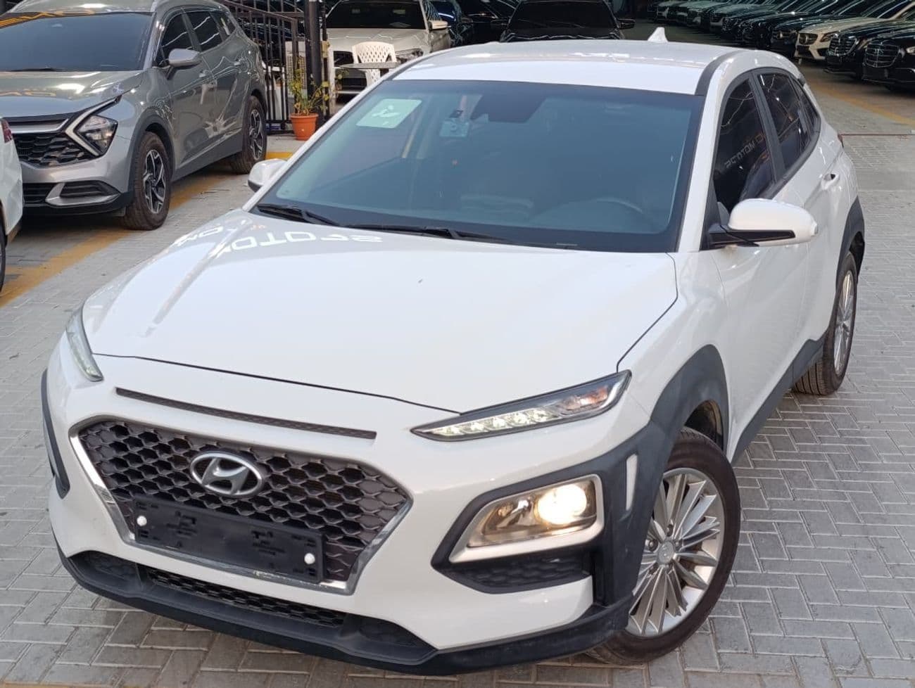2020 Hyundai Kona GLS thumbnail 3