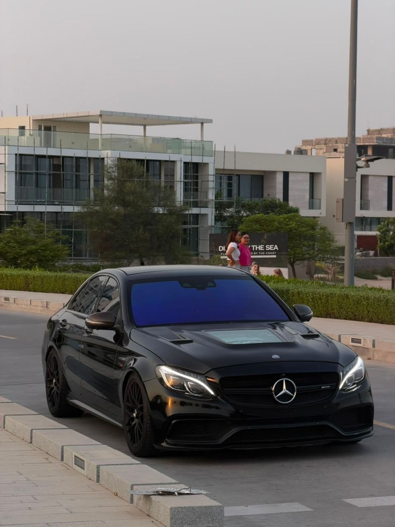 2016 Mercedes Benz C63 AMG S thumbnail 2