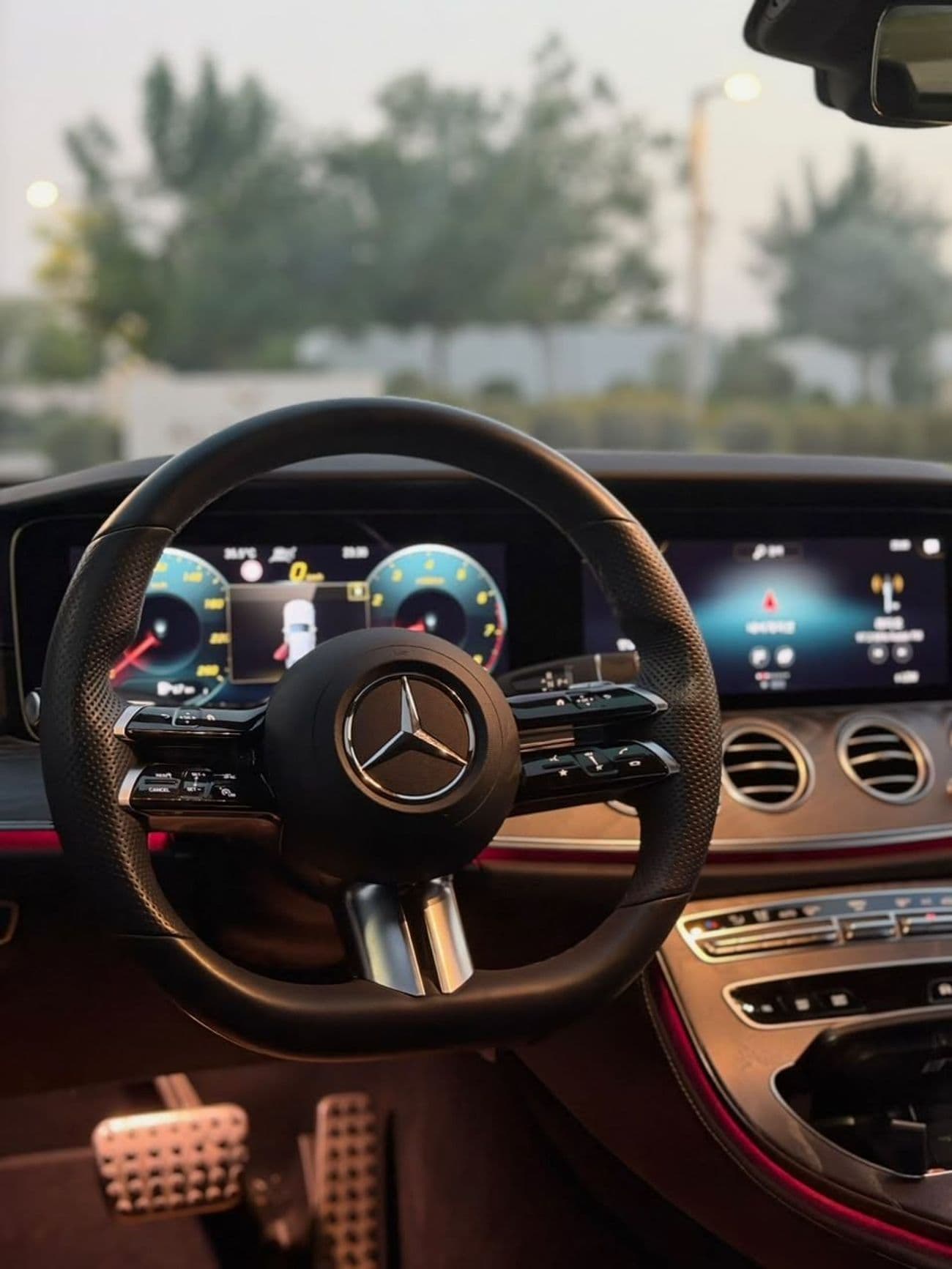 2022 Mercedes Benz E350 4MATIC thumbnail 6
