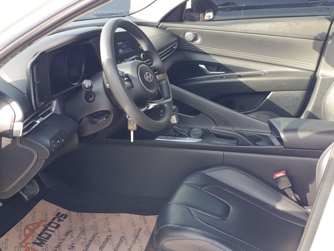 2021 Hyundai Avante STANDARD thumbnail 4
