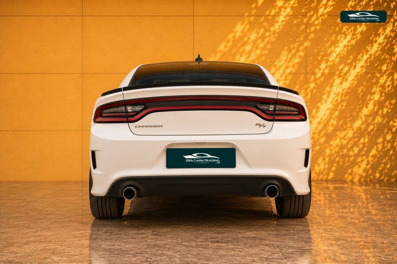 2015 Dodge Charger R/T thumbnail 4