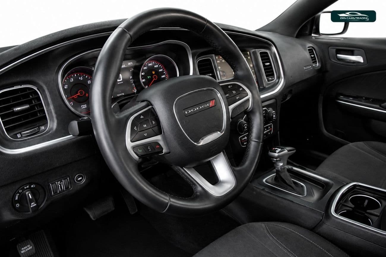 2015 Dodge Charger R/T thumbnail 6
