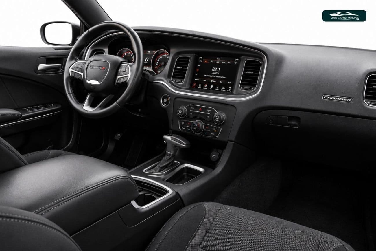 2015 Dodge Charger R/T thumbnail 7