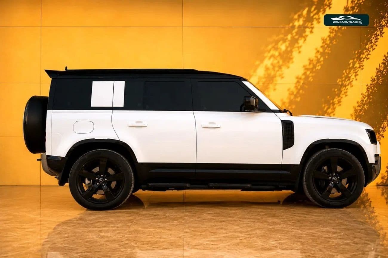 2025 Land Rover Defender thumbnail 8