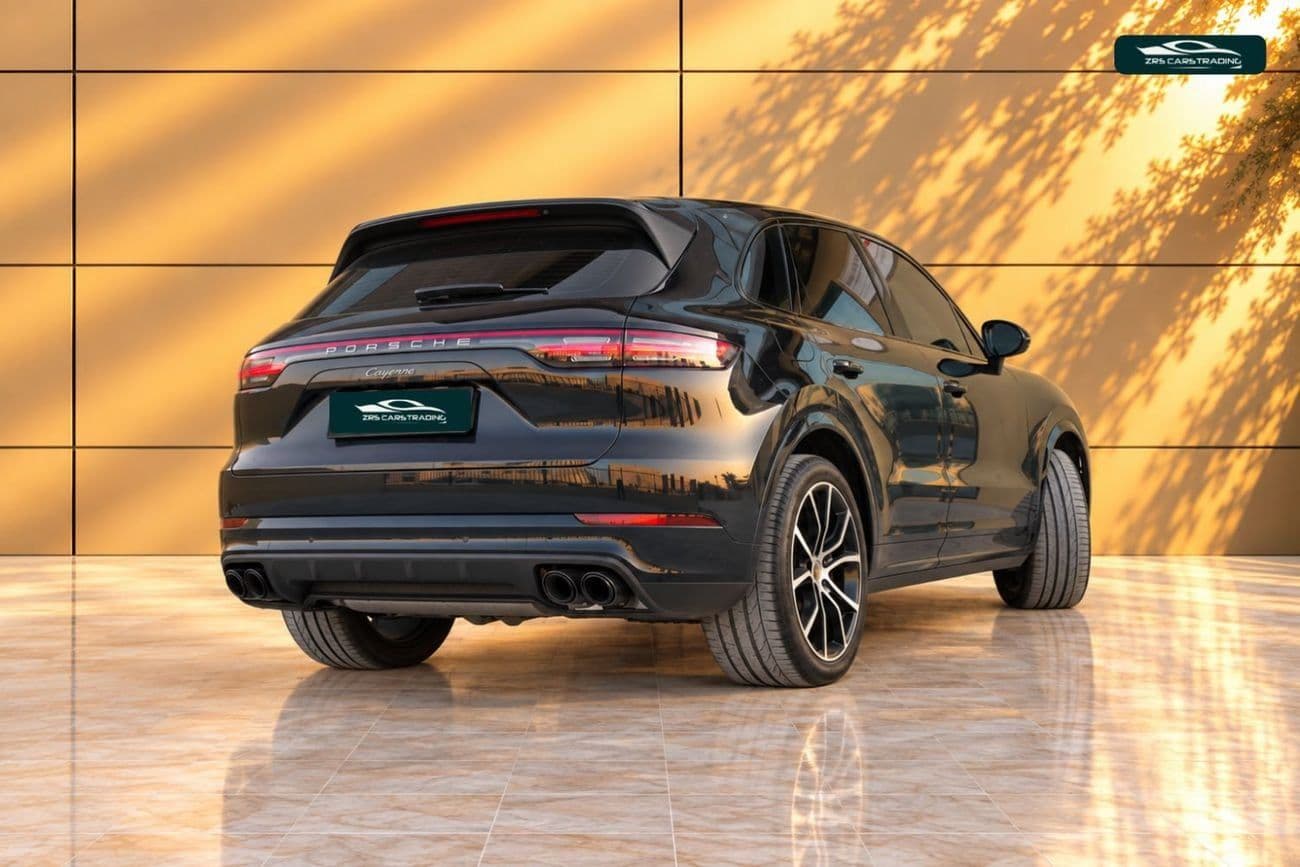 2023 Porsche Cayenne PLATINUM EDITION thumbnail 4