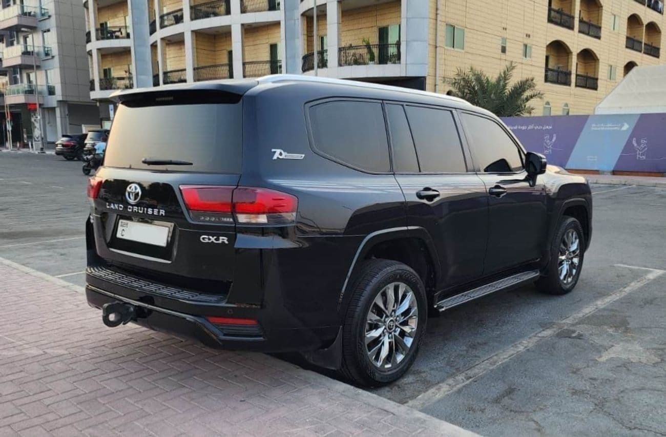 2022 Toyota Land Cruiser GXR thumbnail 4