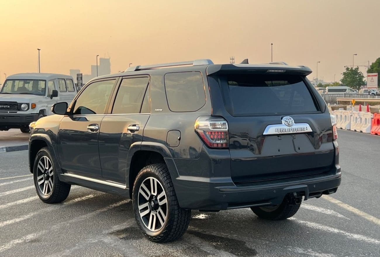 2024 Toyota 4Runner thumbnail 6