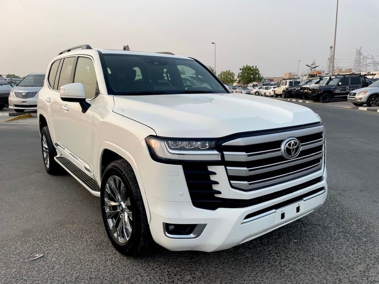 2022 Toyota Land Cruiser VXR