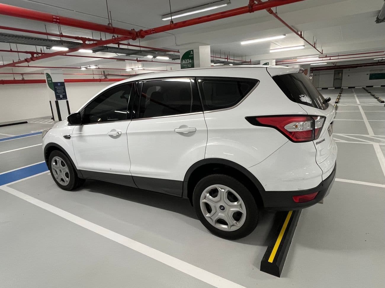 2018 Ford Escape SE thumbnail 4