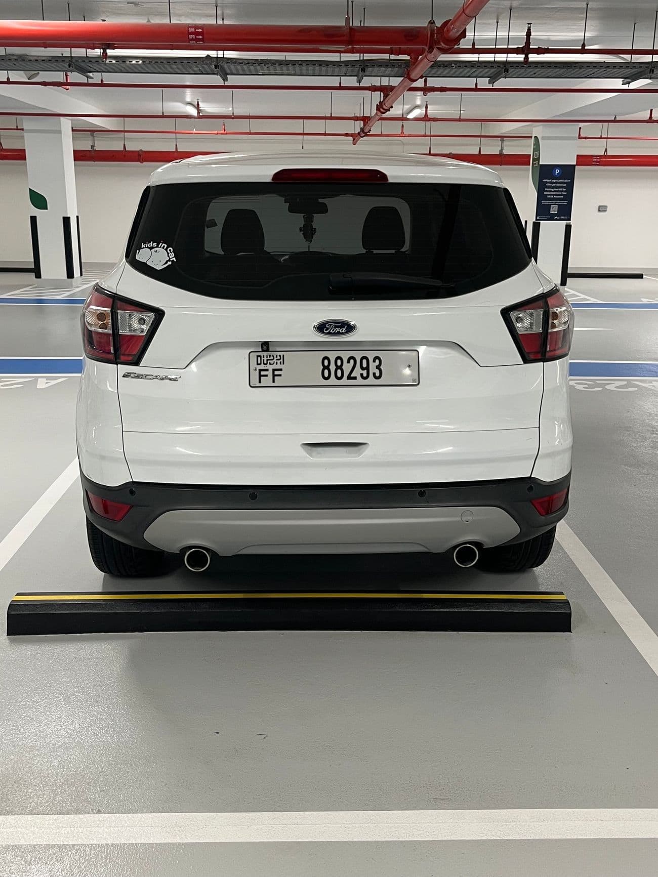 2018 Ford Escape SE thumbnail 2