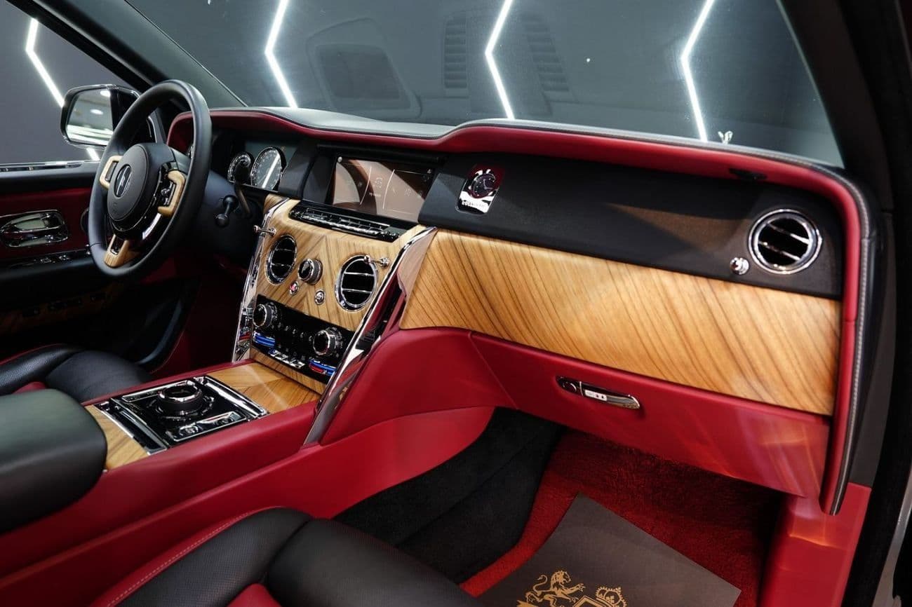 2019 Rolls Royce Cullinan thumbnail 8
