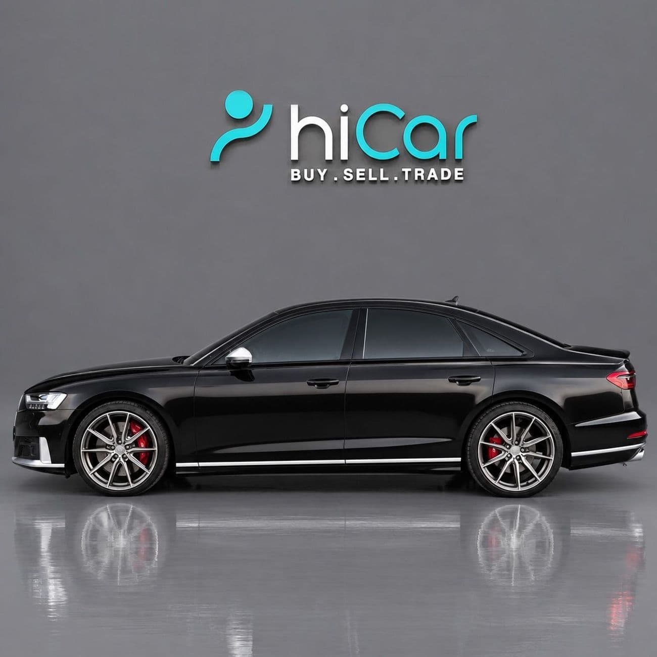 2021 Audi S8 STANDARD thumbnail 2