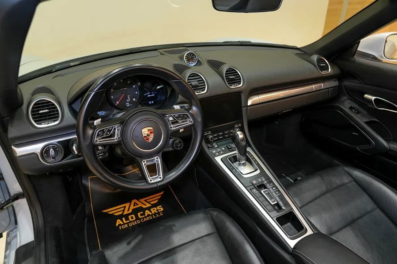 2024 Porsche 718 Boxster thumbnail 4