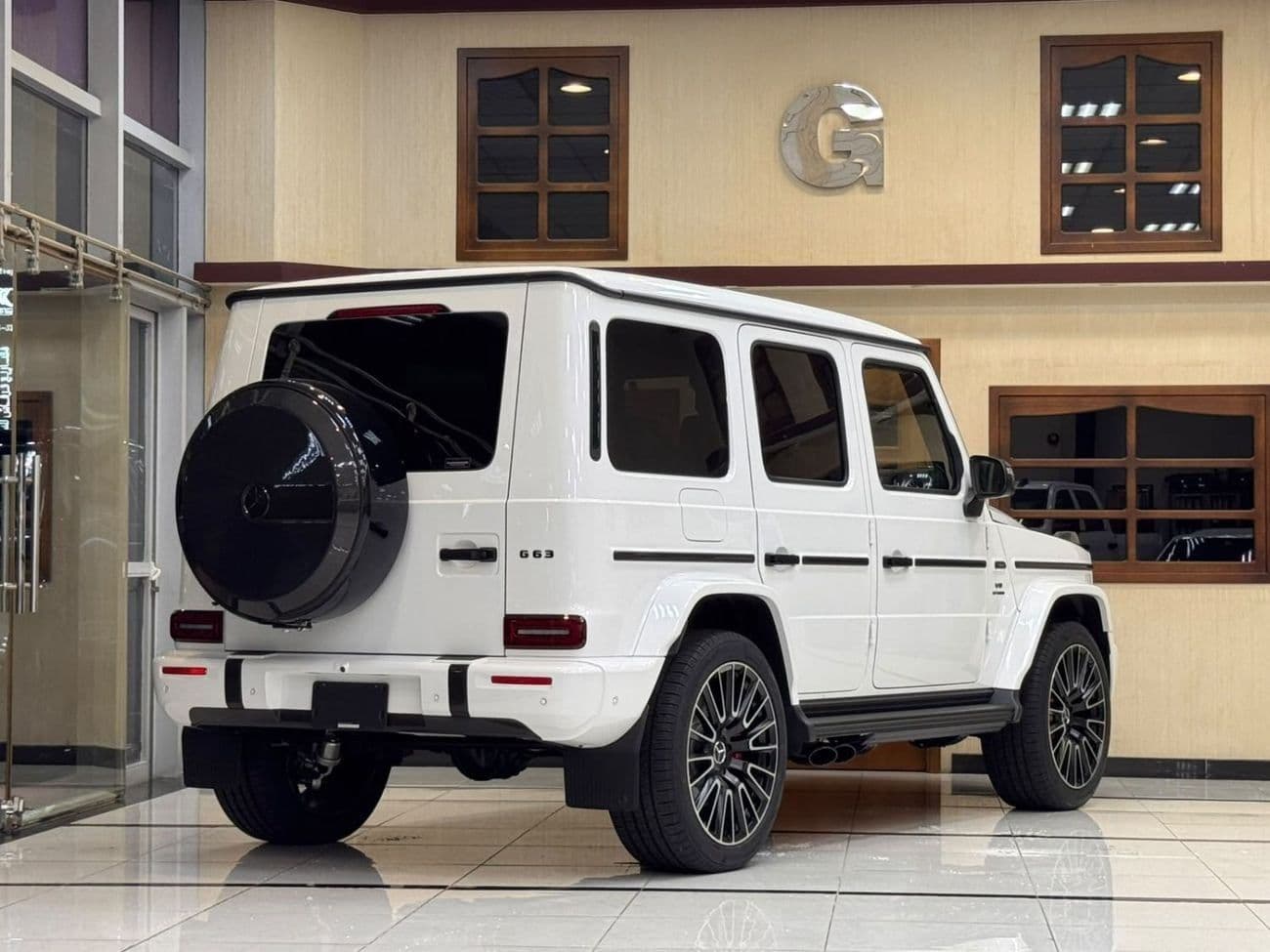 2026 Mercedes Benz G63 AMG STANDARD thumbnail 6