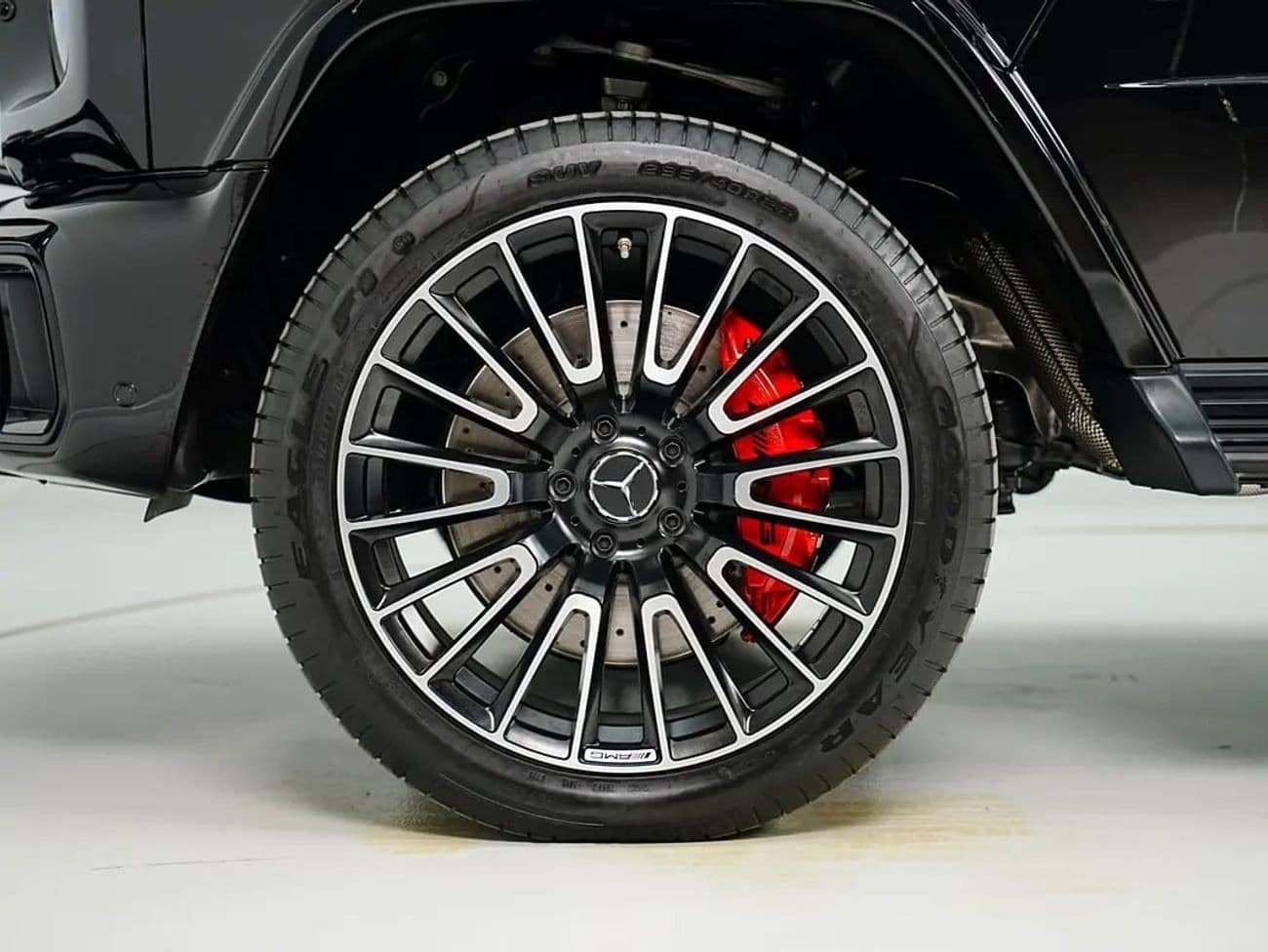 2026 Mercedes Benz G63 AMG STANDARD thumbnail 8