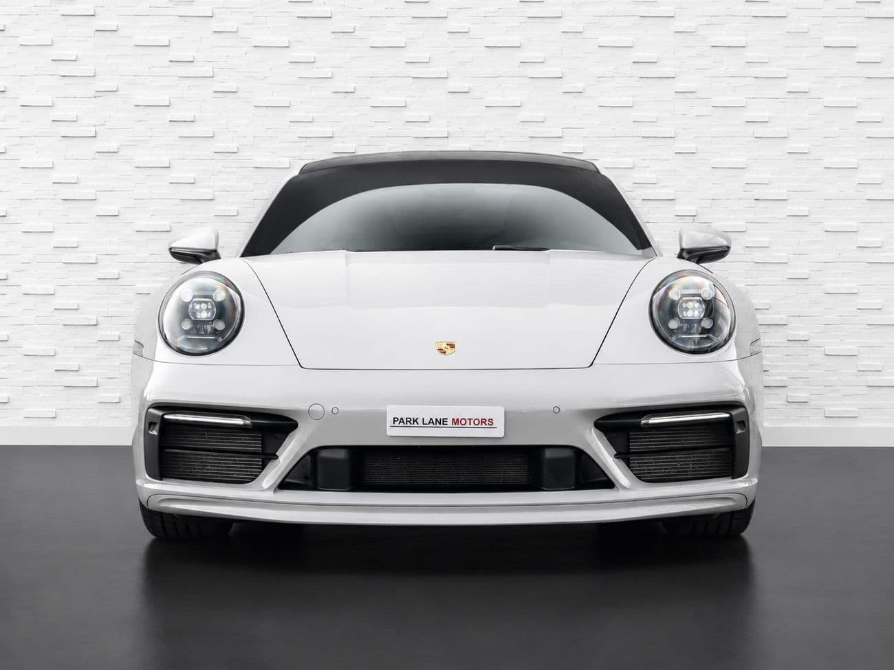 2024 Porsche 911 CARRERA thumbnail 2