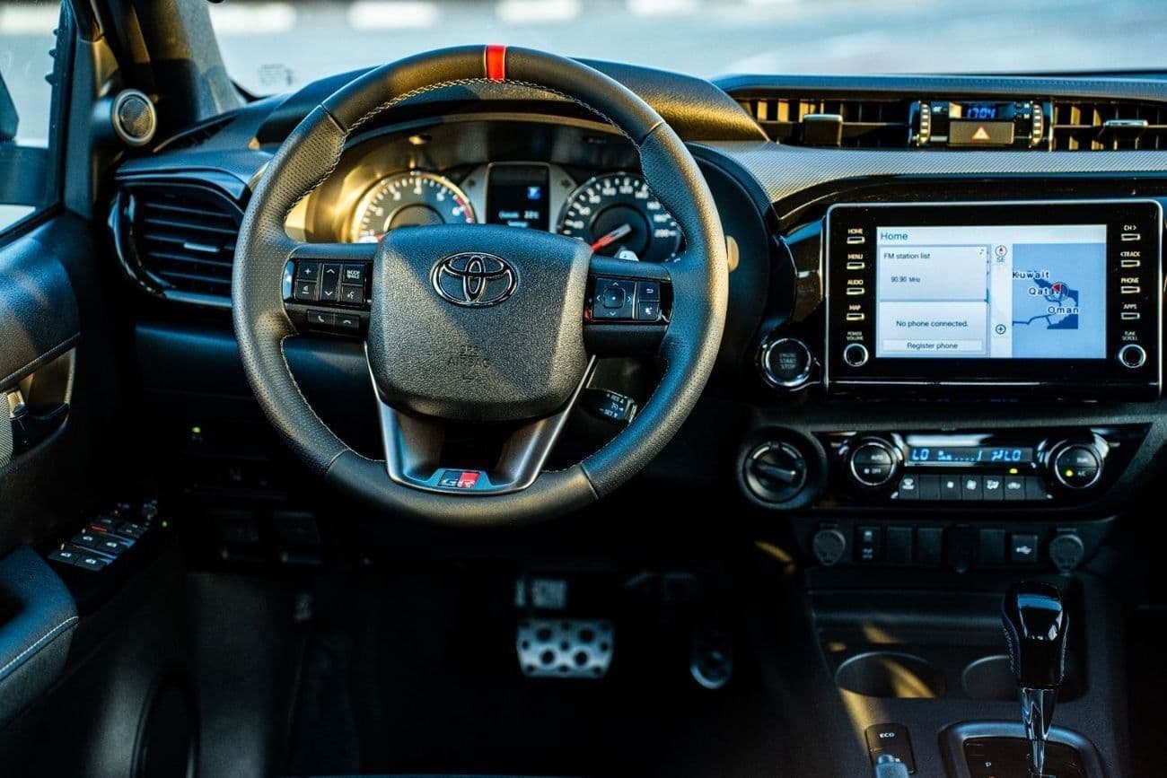 2026 Toyota Hilux ADVENTURE thumbnail 7