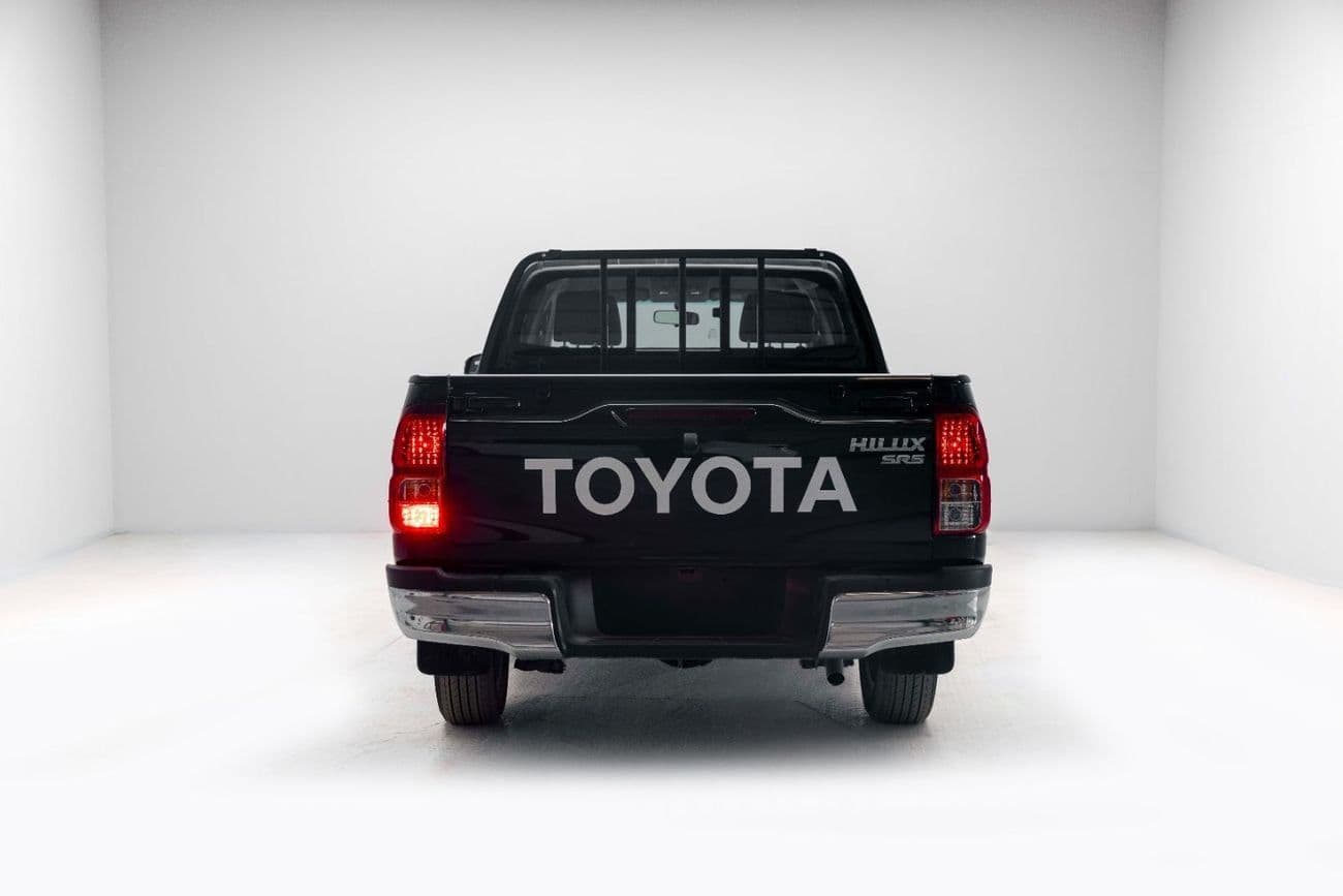 2026 Toyota Hilux SR5 thumbnail 5
