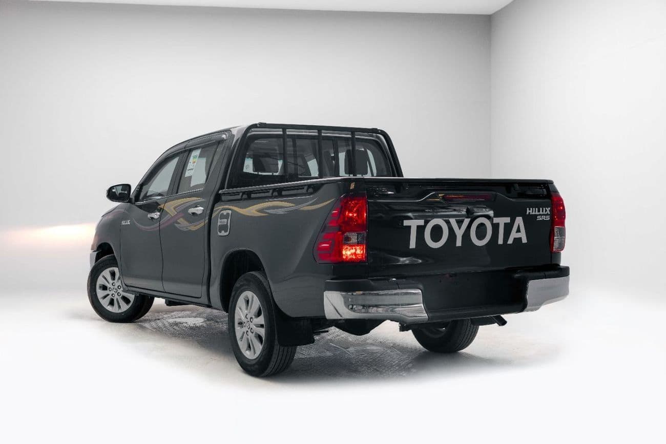 2026 Toyota Hilux SR5 thumbnail 4