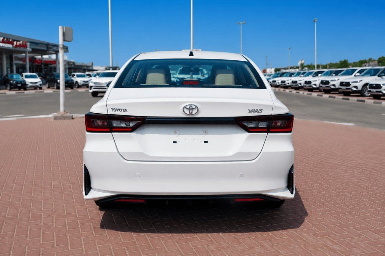 2026 Toyota Yaris E thumbnail 4