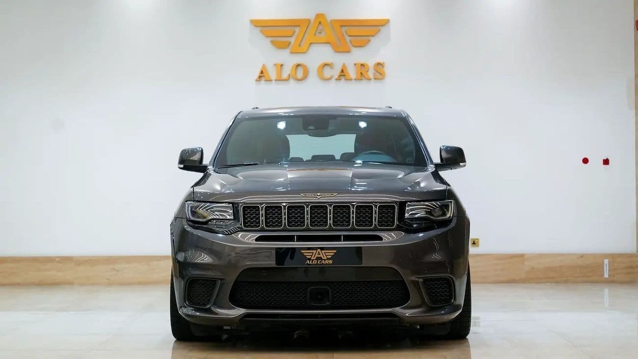 2018 Jeep Grand Cherokee TRACKHAWK thumbnail 2