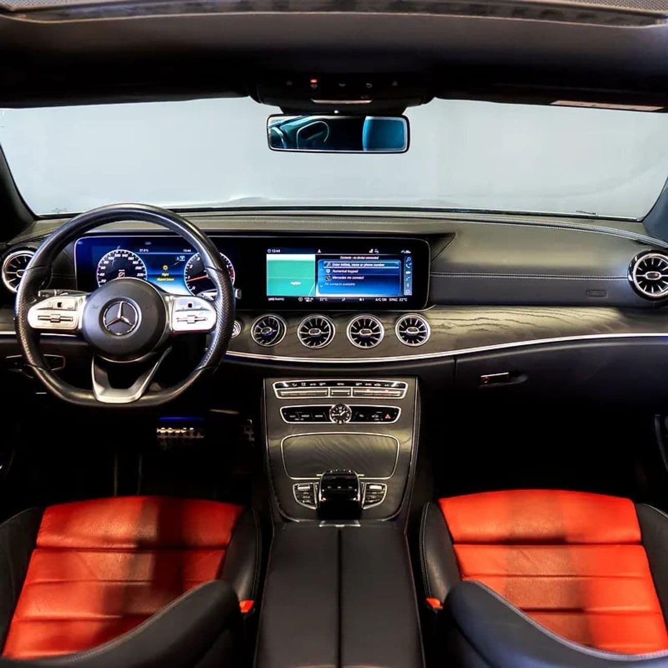 2020 Mercedes Benz E200 thumbnail 6