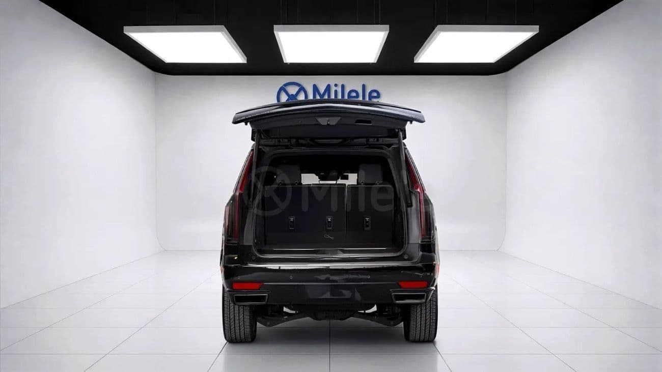 2024 Cadillac Escalade thumbnail 8