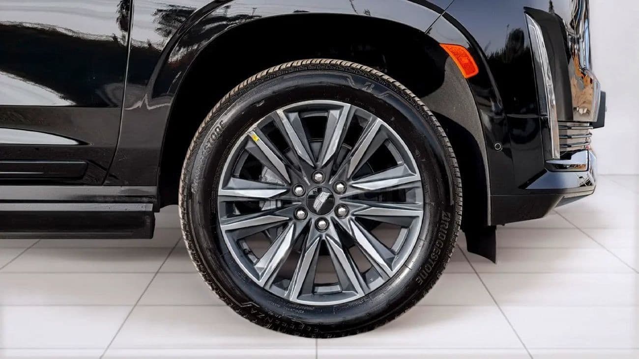 2024 Cadillac Escalade thumbnail 5