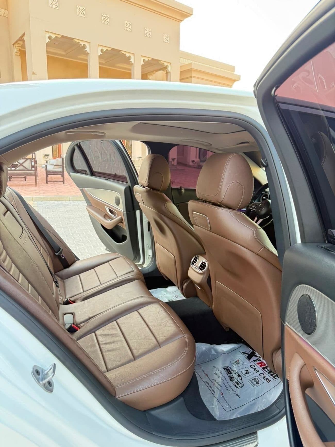 2019 Mercedes Benz E350 STANDARD thumbnail 5