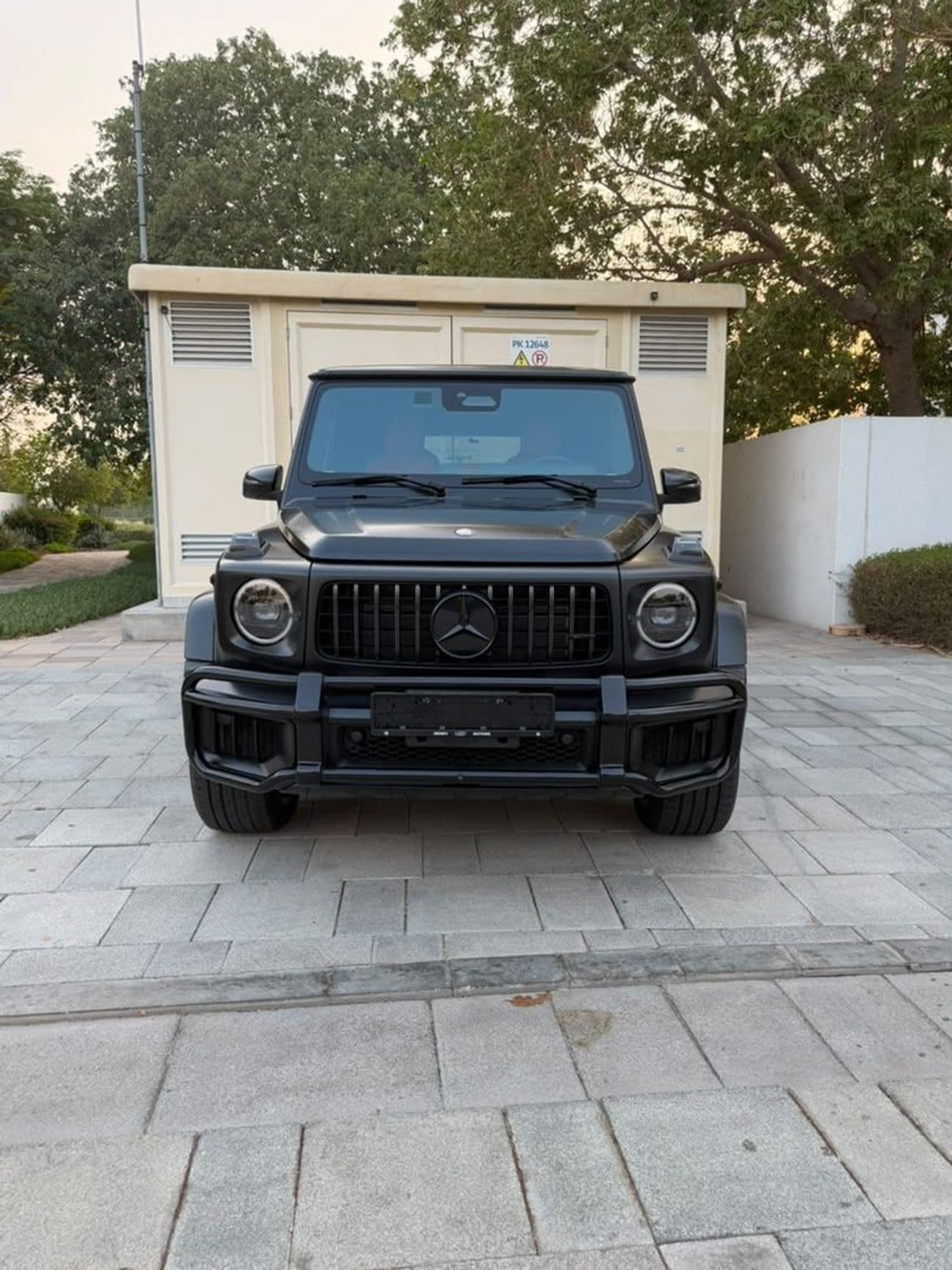 2025 Mercedes Benz G63 AMG STANDARD thumbnail 2